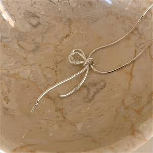 925 Sterling Silver Bow Knot Pendant Necklace For Women Minimalist Elegant Ribbon Knot Jewelry With Snake Chain