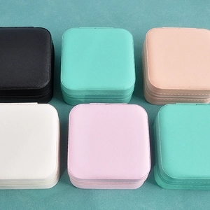Portable square PU leather jewelry organizer boxes in multiple colors with zipper closure
