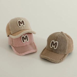Kids warm lamb wool baseball cap with letter M embroidery and corduroy brim for winter