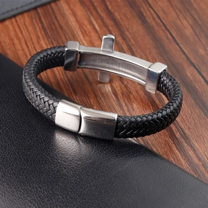 Men's retro braided black leather bracelet with silver metal cross charm and clasp