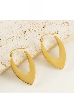 Boucles d'oreilles en acier inoxydable plaqué or 18 carats avec tenue de couleur