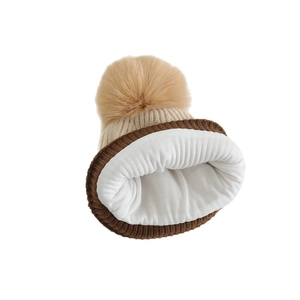 Winter-Strickmütze für Kinder mit Kunstfell-Bommel und dickem Thermo-Vliesfutter
