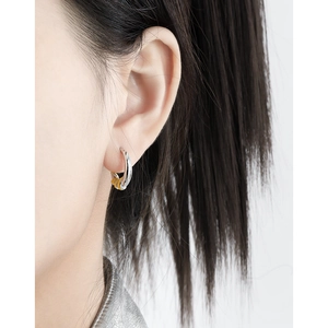 Minimalist S925 sterling silver C-shaped interlocking hoop earrings in two-tone gold and silver