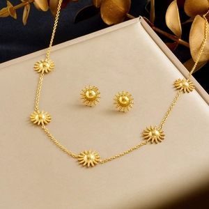 Elegant gold-plated stainless steel sunflower necklace and earrings jewelry set for women