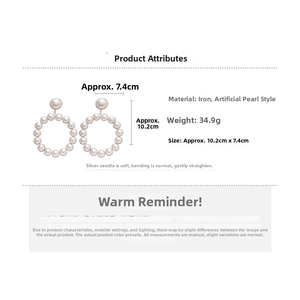Détails de grandes boucles d'oreilles créoles en perles avec dimensions 10,2cm x 7,4cm