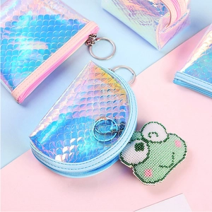 Laser PVC mini coin purse with iridescent fish scale pattern and green frog keychain