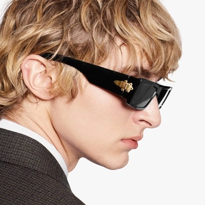 Klassische schwarze quadratische Herren-Sonnenbrille mit goldenem S-Lock Vintage-Beschlag