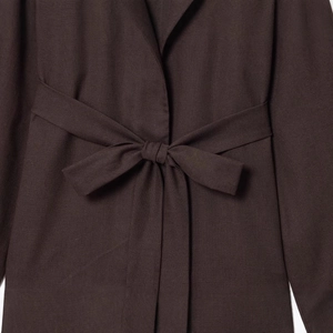 Veste kimono marron foncé à manches longues pour femme avec ceinture à nouer