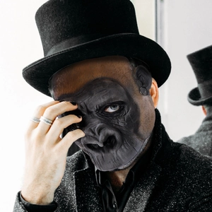 Realistic gorilla mask with black top hat and overcoat for Halloween party cosplay