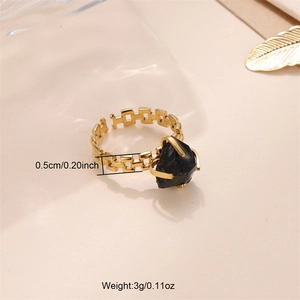 Anello a catena geometrica regolabile oro con pietra naturale nera e misura di 0,5cm