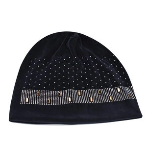 Bonnet en maille chenille noire pour femme avec strass brillants et accents dorés