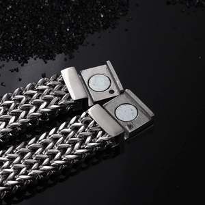 Mens silver stainless steel dragon bone chain bracelet with magnetic clasp closure
