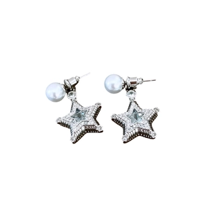 Elegant star pendant earrings with pearls and pavé cubic zirconia in silver-tone finish