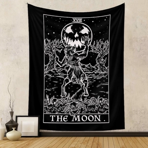 Bohemian Tarot Wandteppich mit Werwolf unter Vollmond und gotischen Totenkopf-Motiven