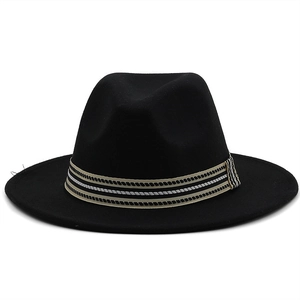 Cappello fedora classico in feltro nero con nastro a righe e tesa larga per uomo e donna