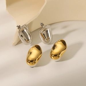 Minimalist gold and silver teardrop pearl earrings with metallic liquid drop design