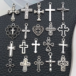 Set van 20 vintage zilveren legering hart en kruis bedeltjes voor DIY sieraden