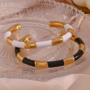 18K gold plated stainless steel segmented enamel bangle bracelet for women in black and white