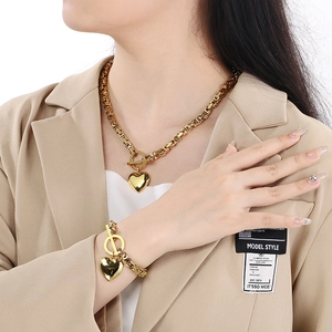 Stainless Steel Heart Pendant Necklace And Bracelet Jewelry Set Byzantine Chain Toggle Clasp Punk Hip Hop For Women