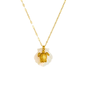 18K gold-plated stainless steel necklace with white shell pendant and sea turtle detail