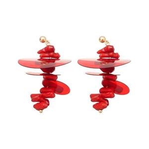 Artistic geometric red resin sequin drop earrings with golden studs in retro style