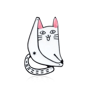 Épingle émaillée chat de yoga blanc avec corps triangulaire et détails d'oreilles roses