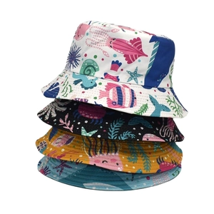 Cappelli a secchiello unisex con stampa oceano in bianco, nero, kaki e blu navy