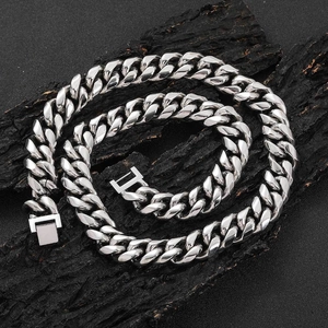 Polished Stainless Steel Cuban Link Necklace For Men Women Durable Hip Hop Style Chain For Modern Street Fashion Looks