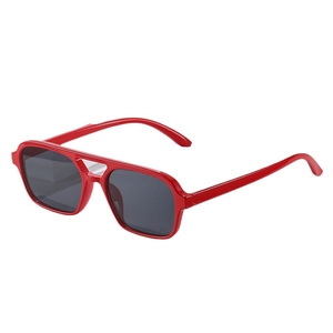 Vintage red double-bridge pilot sunglasses with dark square lenses and PC frame for unisex
