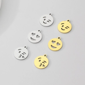 Creative stainless steel emoji smile pendants in gold and silver for DIY jewelry