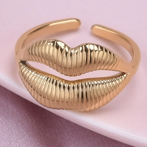 Detailed macro shot of a golden lip-shaped adjustable 304 stainless steel ring