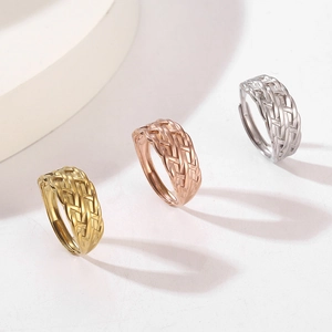 Adjustable woven texture rings in gold, silver and rose gold steel finishes