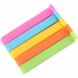 Five colorful 11cm plastic food sealing clips in pink, blue, yellow, orange and green