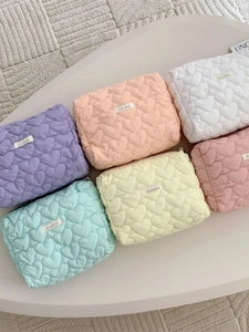 Heart Quilted Makeup Bag Large Capacity Portable Cosmetic Organizer Clutch For Women Travel Daily Use Sweet Cute Wash Bag