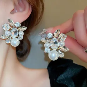 Boucles D'oreilles Puces En Alliage Faux Künstliche Perle Strass Grappe Avec Tige En Argent Sterling 925 Rétro Glamour Pour Femme