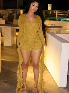 Robe mini en dentelle jaune gingembre à manches longues avec volants et rubans de nuit