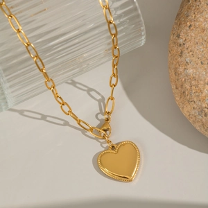 18K gold plated stainless steel heart pendant necklace with beaded edge on natural stone