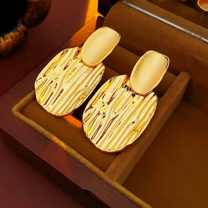 Exaggerated Geometric Dangle Earrings Alloy Metal Textured Retro Fashion Jewelry For Women With Silver Earring Post