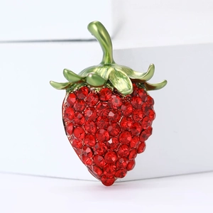 Exquisite alloy strawberry brooch with red rhinestones and green enamel for women suit