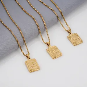 Collar Con Colgante De Letra Inicial Acero Inoxidable Chapado En Oro De 18K Placa Rectangular Textura Rayos De Sol Hip Hop