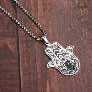 Ciondolo Mano di Fatima vintage in acciaio inossidabile con incisione Evil Eye
