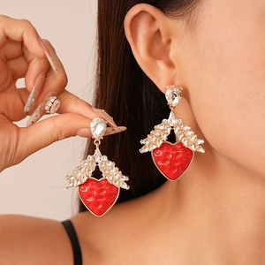 Vintage Red Heart Pendant Earrings Alloy Rhinestone Resin With 925 Sterling Silver Earring Post Luxury Fashion Jewelry