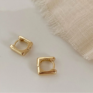 Orecchini a cerchio quadrati minimalisti placcati in oro 18K dal design geometrico