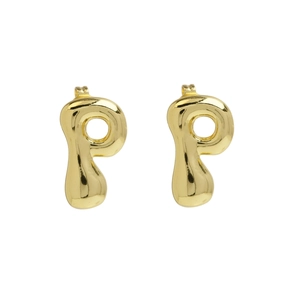 Polished 18k gold plated chunky bubble letter P stud earrings with a 3D puffed design