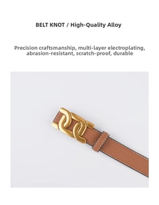 Détail d'une ceinture en cuir grainé marron avec boucle chaîne dorée à double anneau