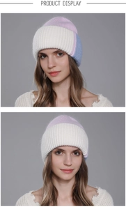 Dettaglio del berretto in maglia a tre colori con tessuto a costine bianco e viola