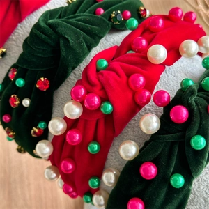 Serre-tête en velours noué avec perles festives et strass en rouge et vert