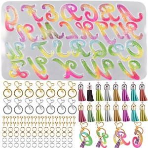 Kit de moules alphabet en résine avec porte-clés cœur et pompons colorés variés