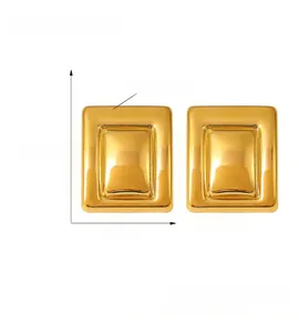 Détail de boucles d'oreilles rectangulaires en acier doré avec dimensions et poids précis