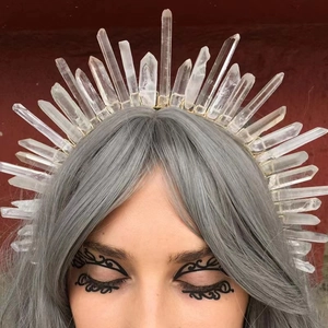 Diadema con corona de cristal blanco natural para novias y fiestas de estilo bohemio